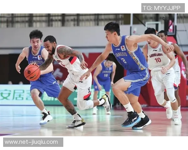 印度男篮对决马来西亚队全力以赴争夺亚洲篮球赛胜利荣耀